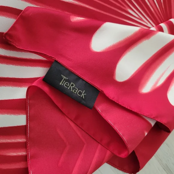 Tie Rack Square Polyester scarf - Picture 4 of 6